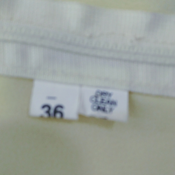 No name size 36 maize color tunic with pants - Picture 3 of 5